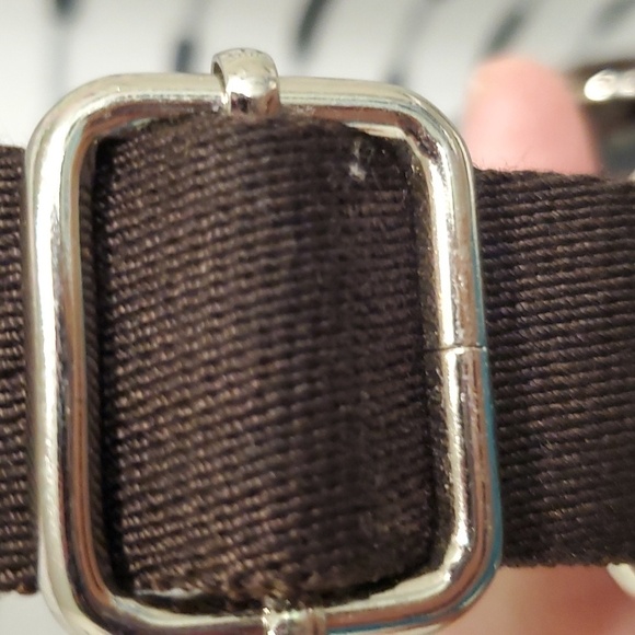 Avon classic quilted crossbody black with brown lining. Buckle front NWT… - Picture 7 of 11